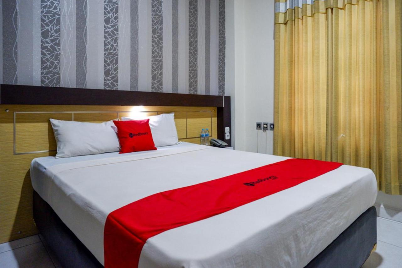 Reddoorz @ Hotel Bumi Palupy Luaran gambar