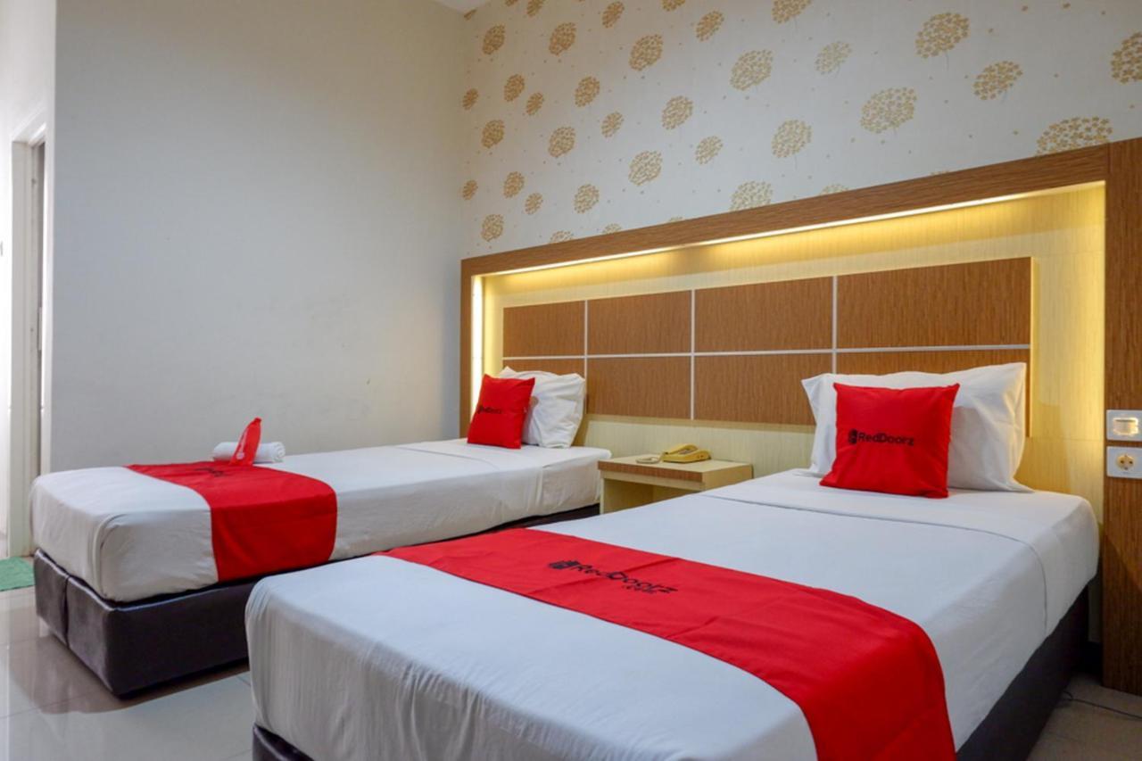 Reddoorz @ Hotel Bumi Palupy Luaran gambar