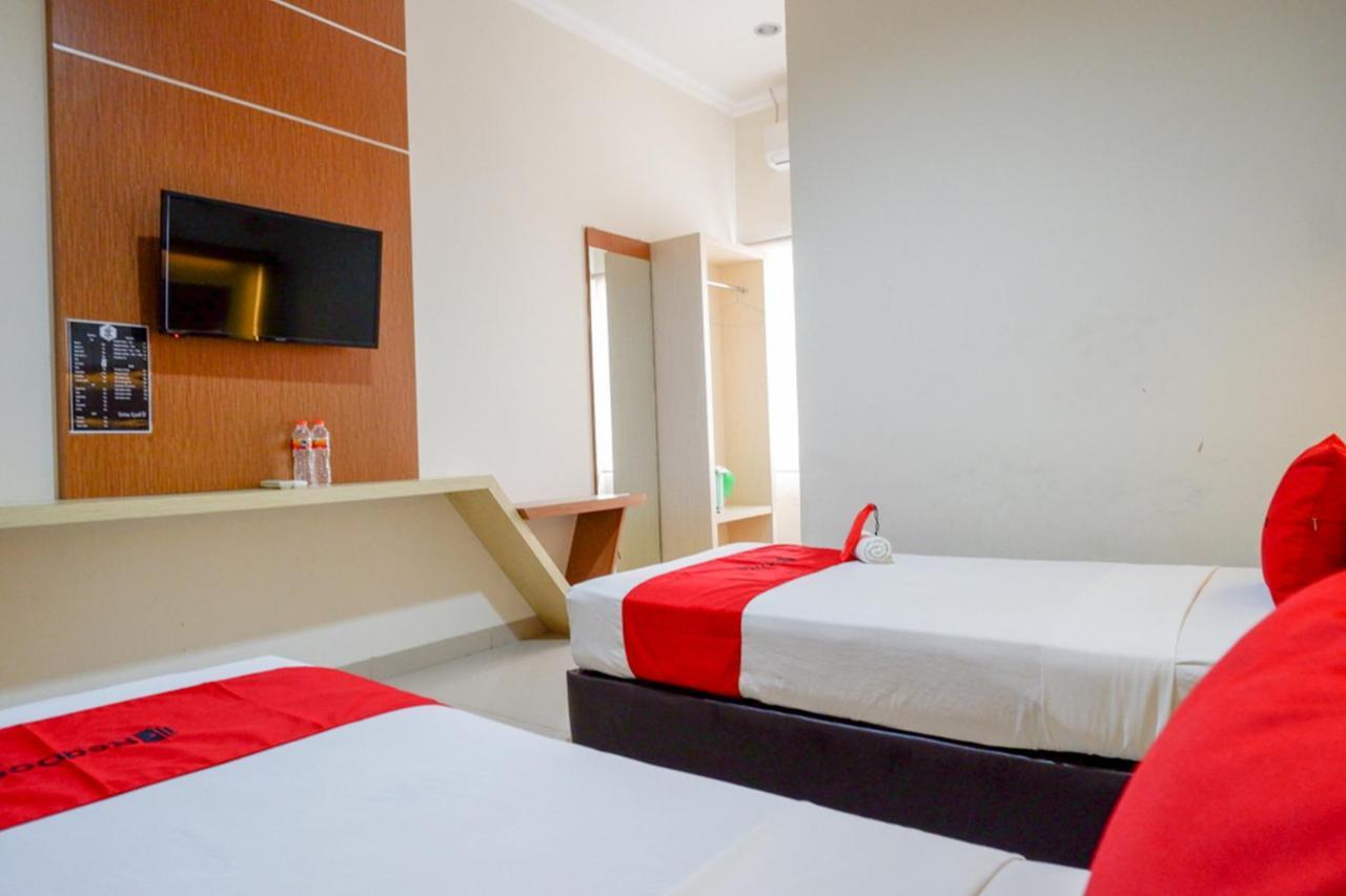 Reddoorz @ Hotel Bumi Palupy Luaran gambar