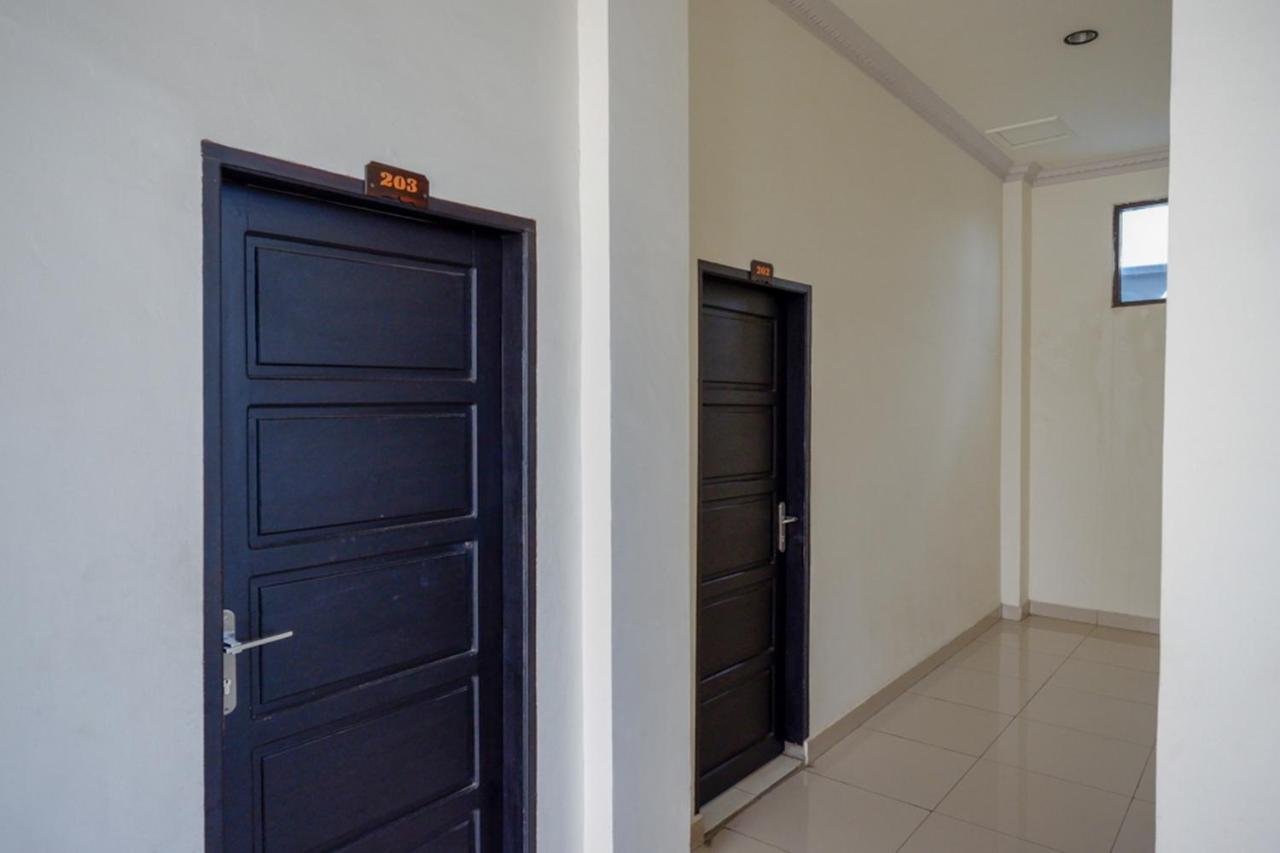 Reddoorz @ Hotel Bumi Palupy Luaran gambar